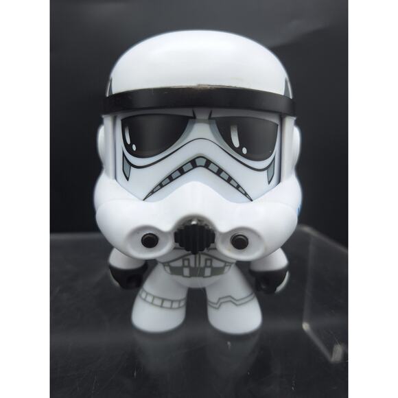 Mighty Muggs Star Wars Yoda, Kylo Ren And Stormtrooper 4 Inch Vinyl Figurines - Picture 11 of 13